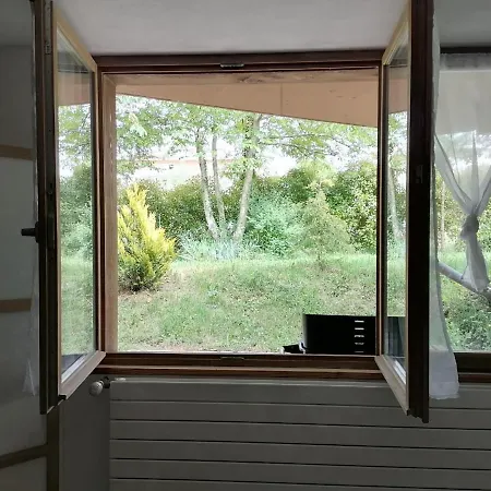 Le Nid Du Noir - La Maison Alveole Apartamento Sciez